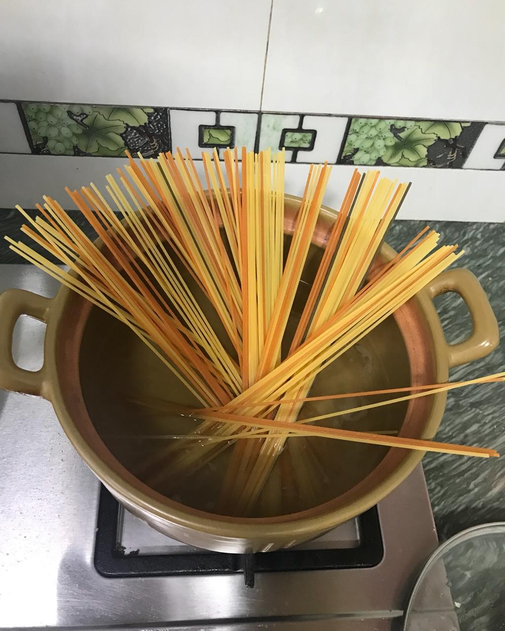 番茄肉酱意大利面