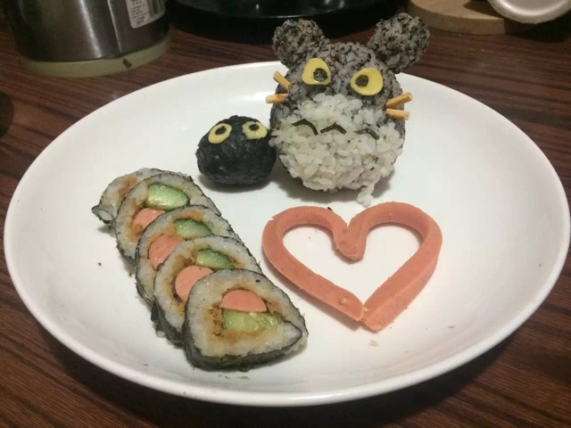 龙猫和煤球精灵饭团