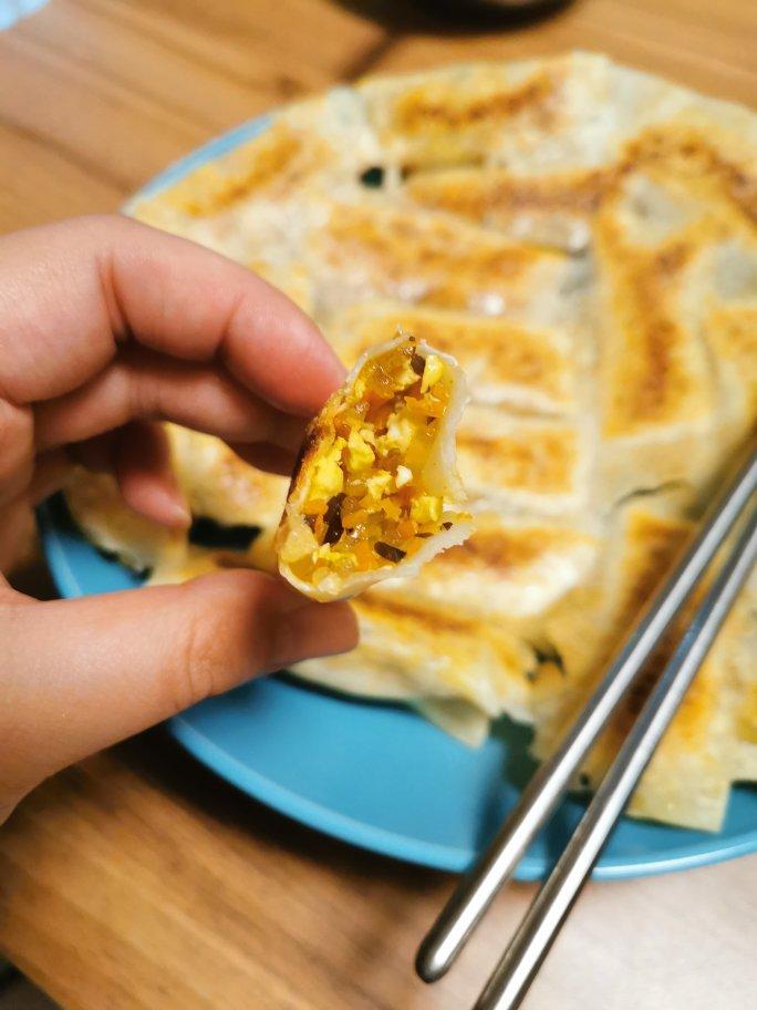 三鲜锅贴