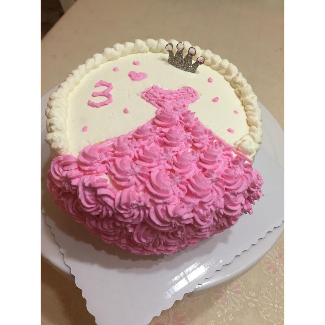 云朵妈咪做的公主裙蛋糕