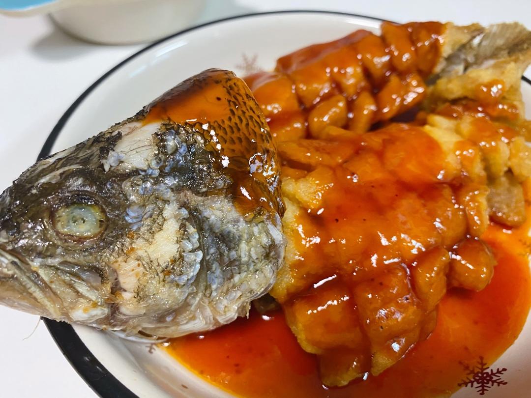 厨师长教大家：“松鼠鱼”的家常做法，酸甜可口