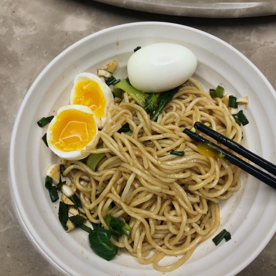 姥姥的爽口凉面！（干拌挂面）