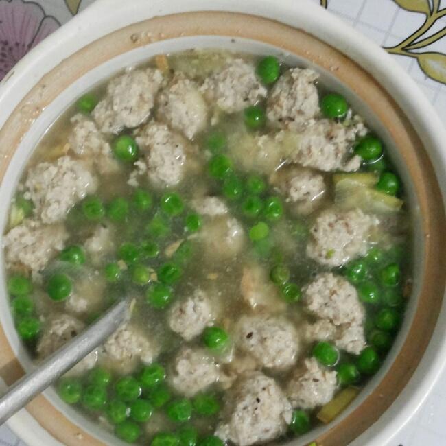 丸子豌豆汤