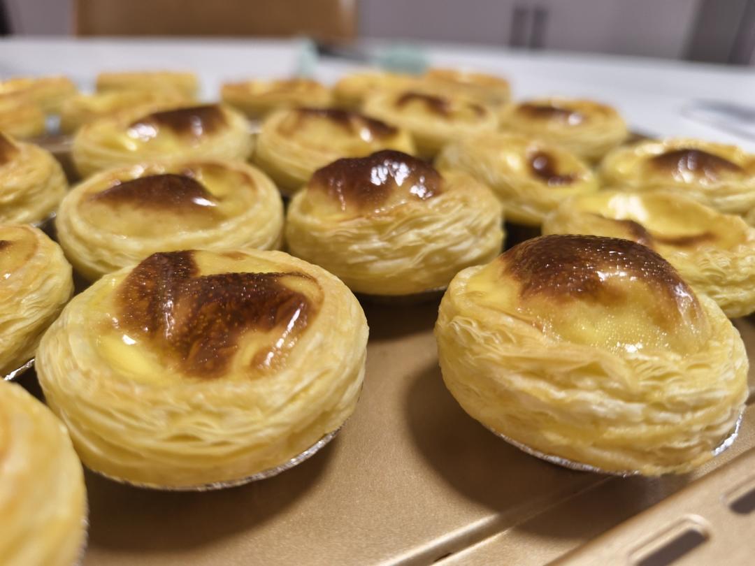 教你做和KFC一样超级好吃的【葡式蛋挞】，吃了根本就停不下来吖