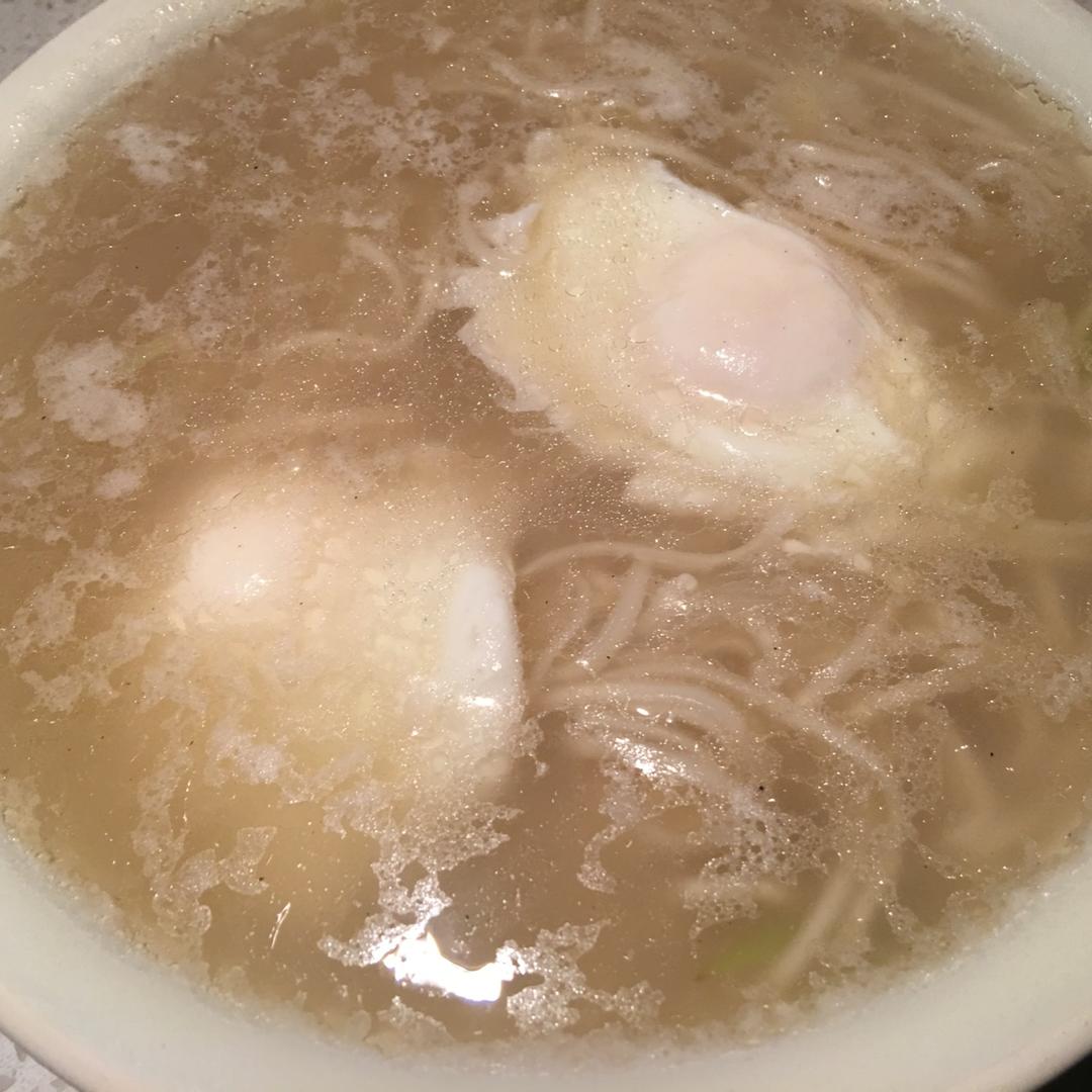 白菜面条汤（荷包蛋版）
