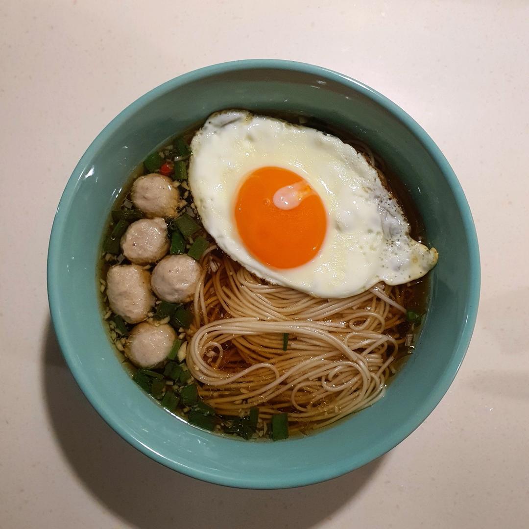 一碗热汤面
