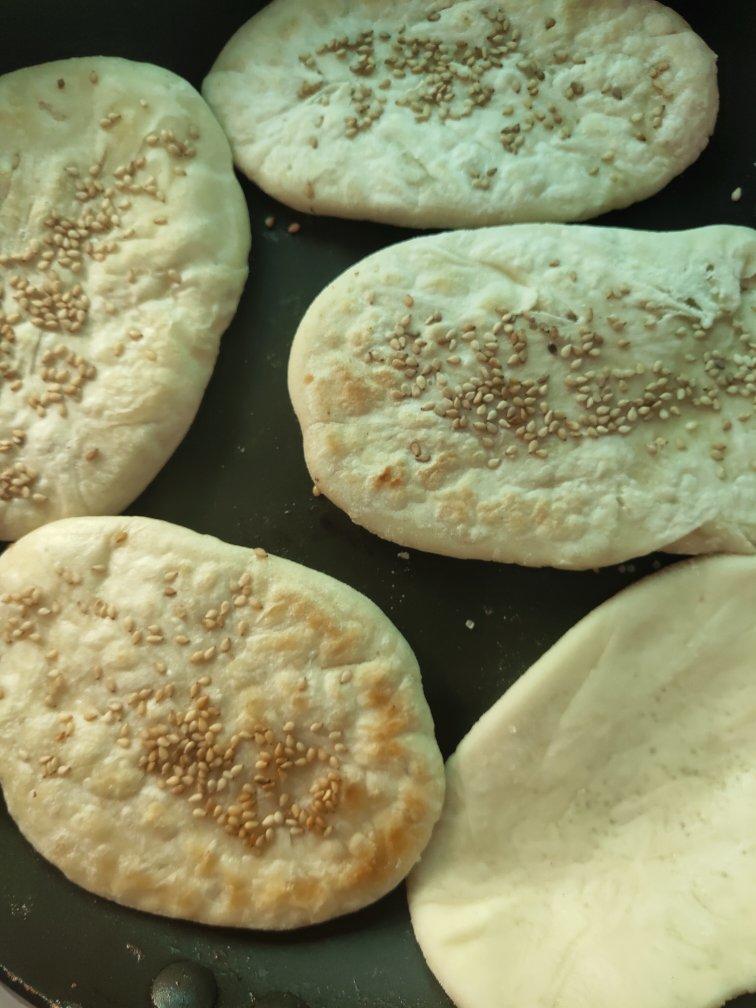 家常芝麻糖酥饼 做法简单 不用醒面不用发面 快手面食 附细节视频详解