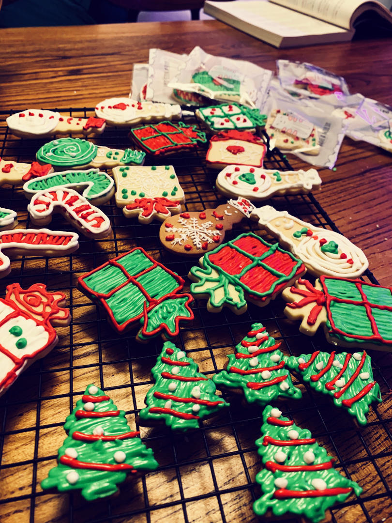 你和貌美平整的饼干只差了一块烤盘的距离（可做翻糖糖霜饼干底）