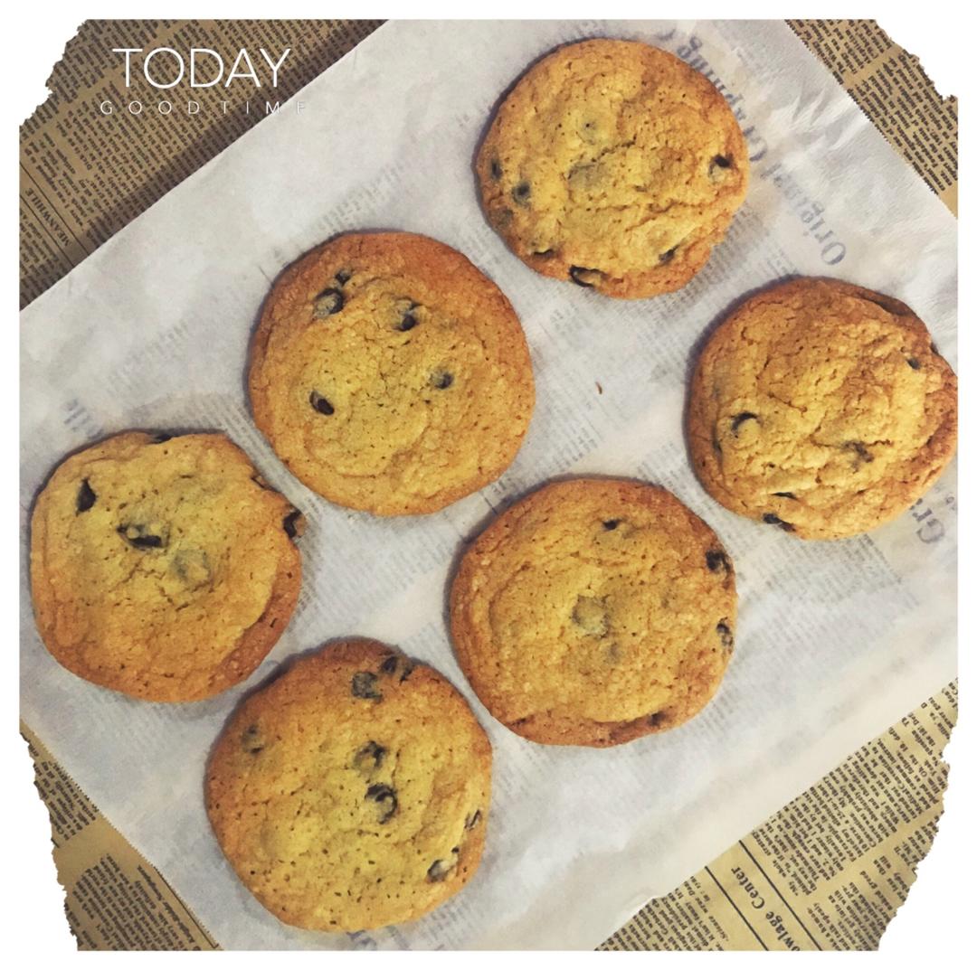 5C超扁平大COOKIE--Chewy Crunchy Chocolate Chip Cookies