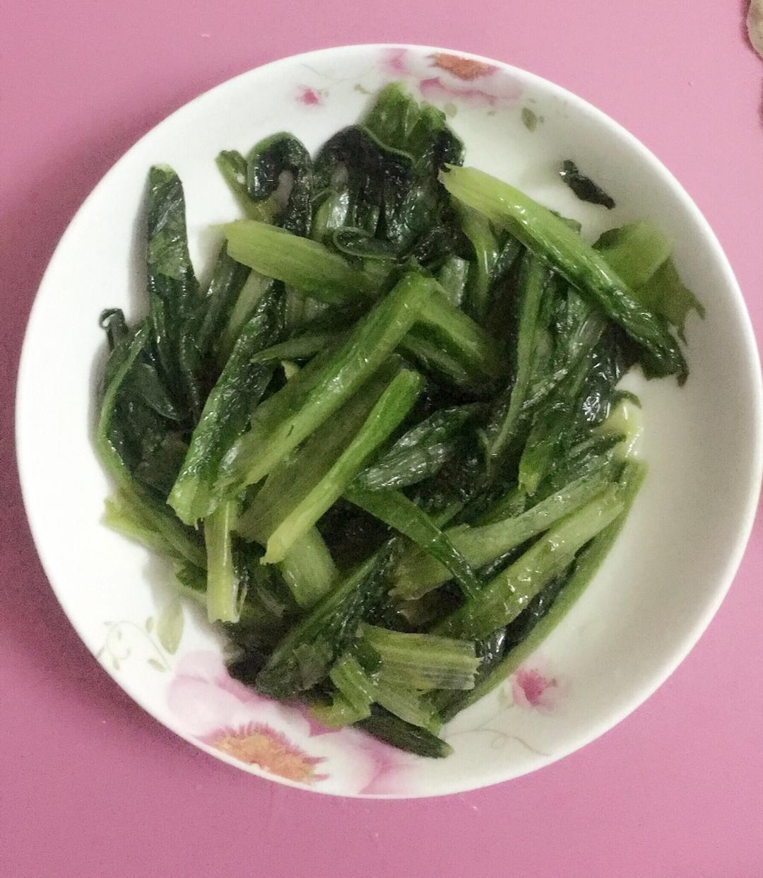 清炒油麦菜