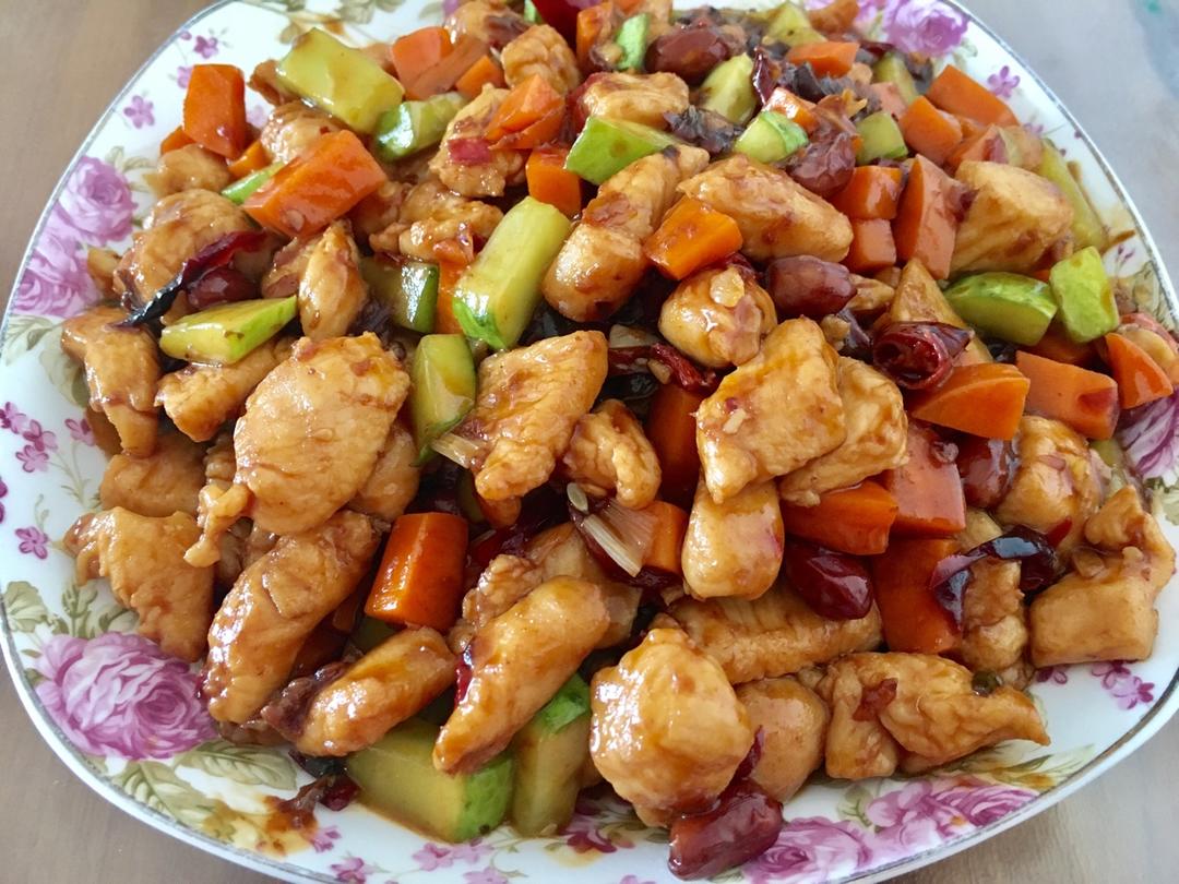 宫保鸡丁！最正宗最讲究的做法！