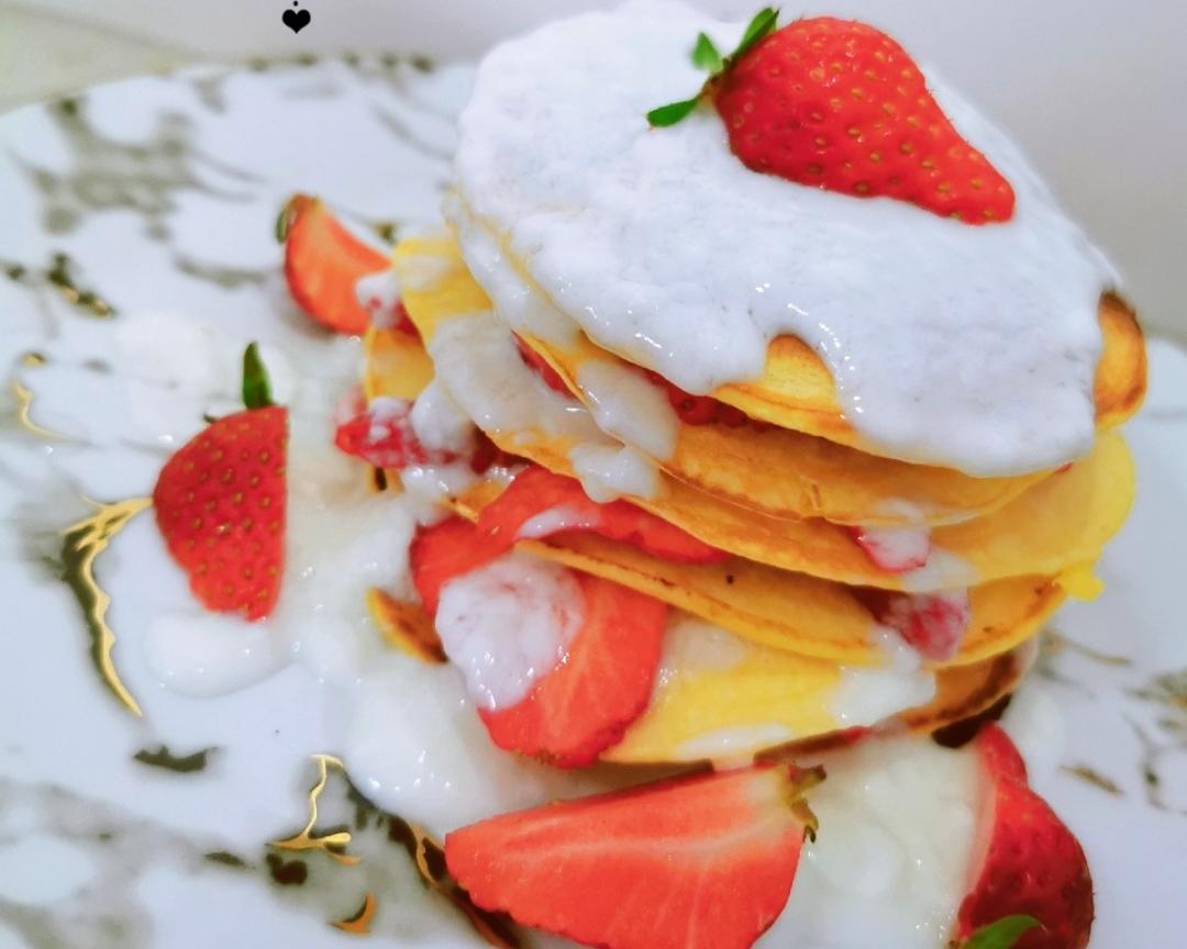 元气早餐—草莓酸奶松饼的做法