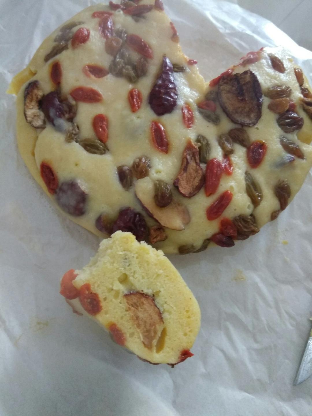葡萄干玉米面发糕