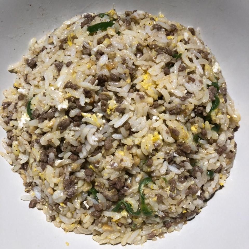 蒜香牛肉炒饭