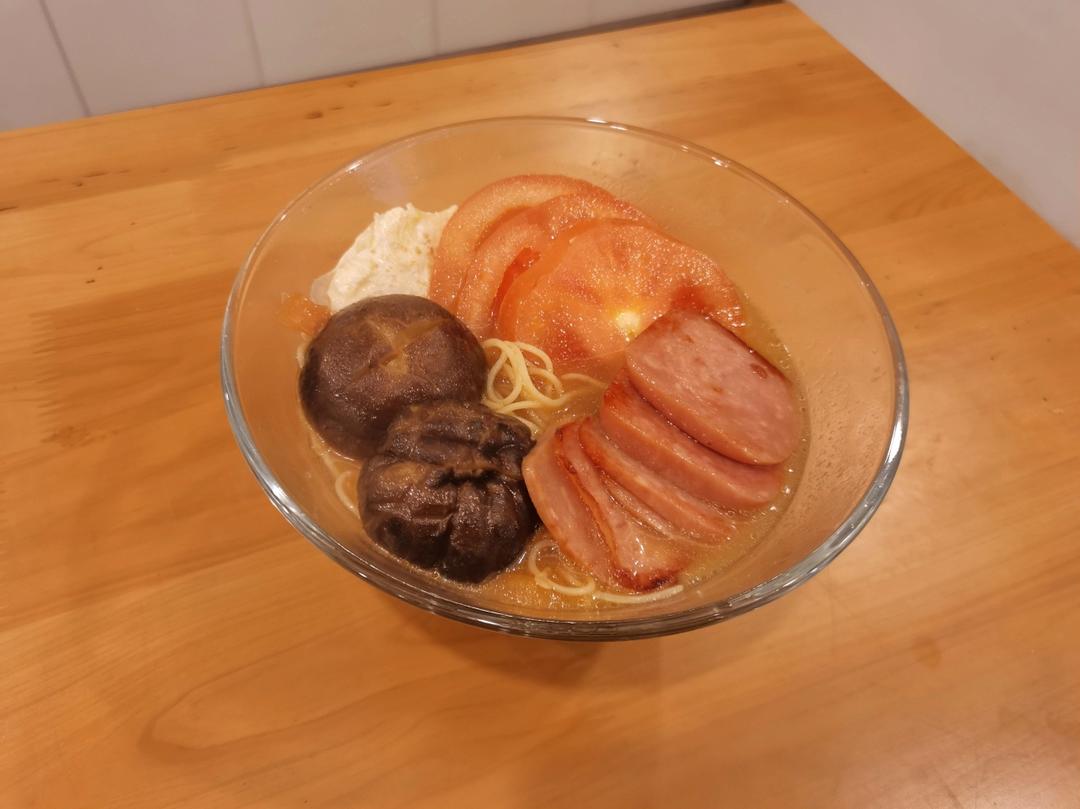 一个人也要认真吃饭