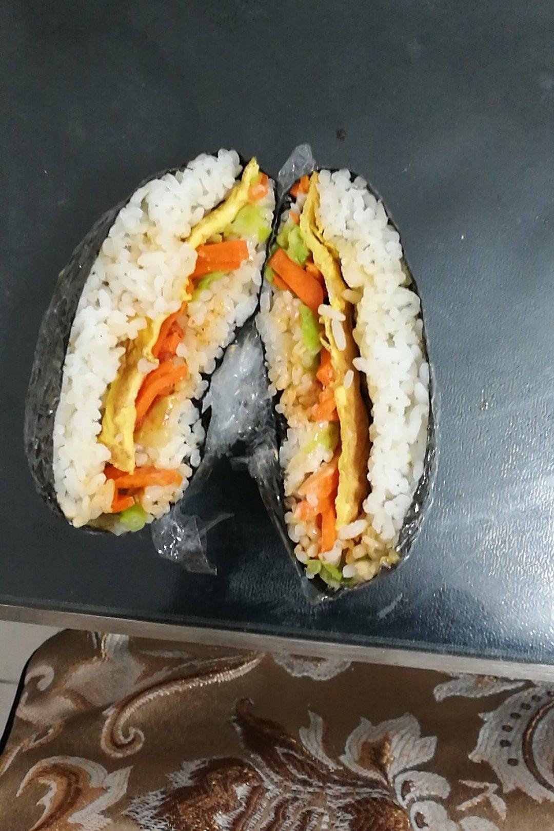 紫菜包饭