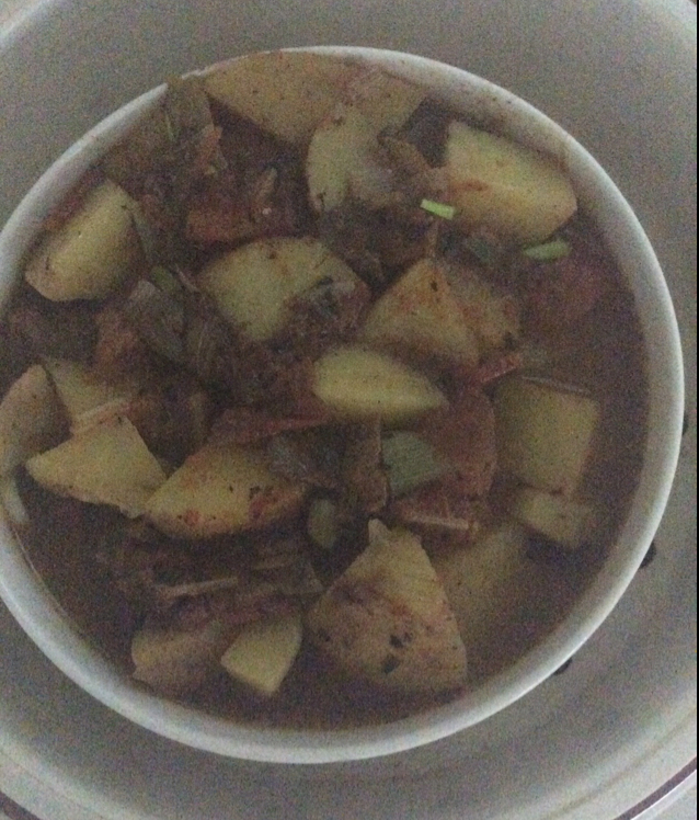 土豆番茄牛腩汤