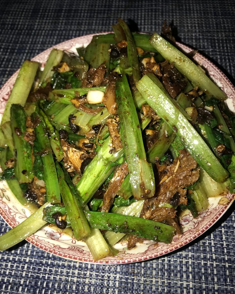 豆豉鲮鱼油麦菜