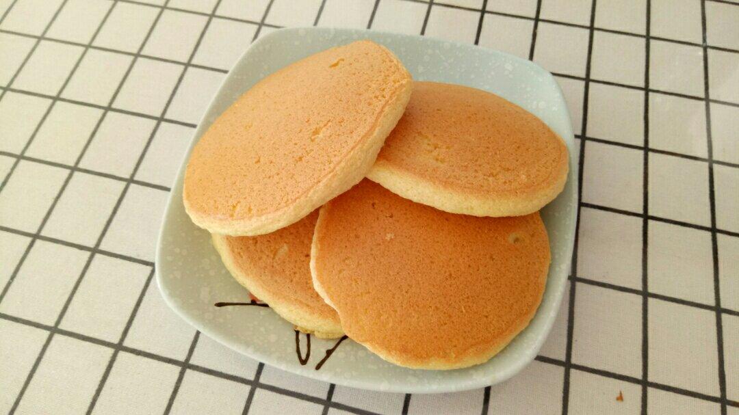 不用烤箱 15分钟无油低糖的舒芙蕾蛋糕松饼 🥞 蓬松绵软