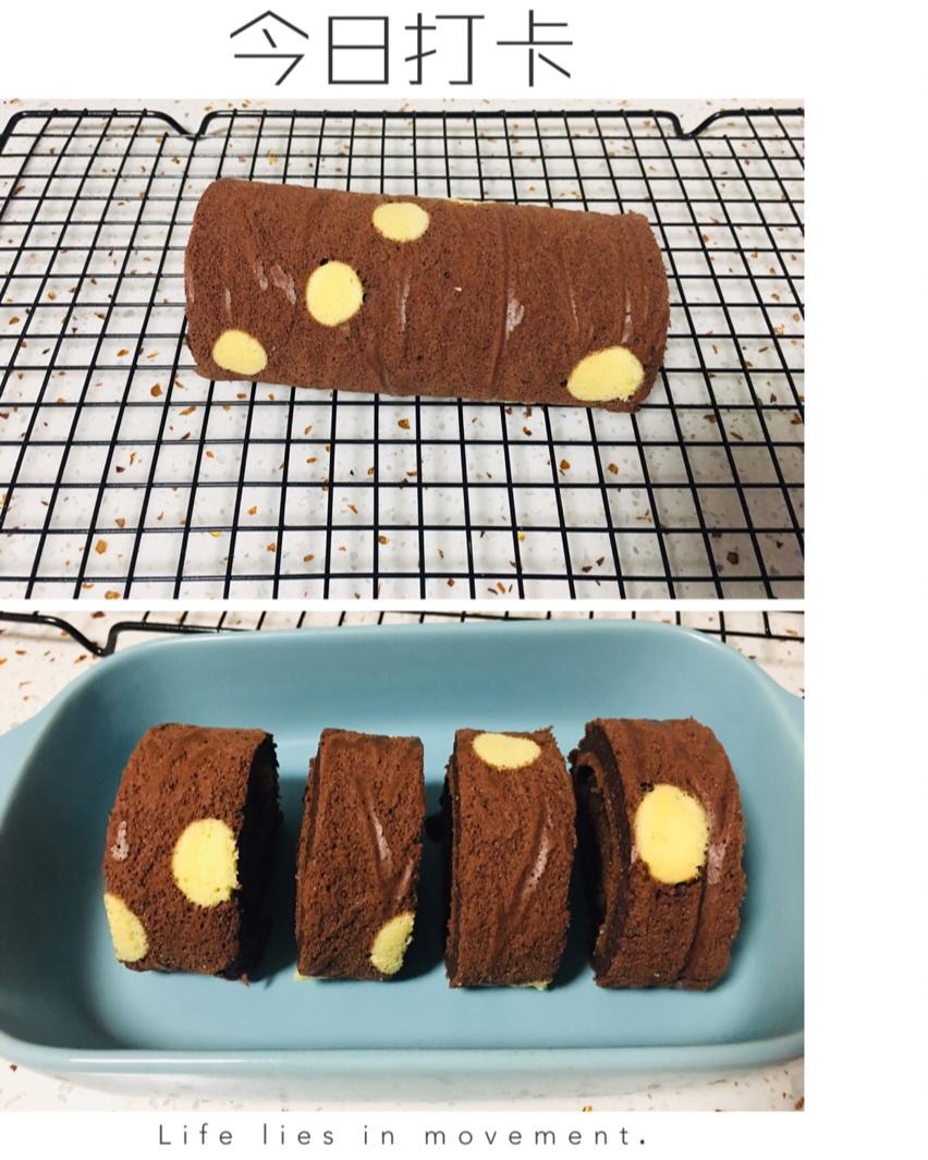 可可波点蛋糕卷