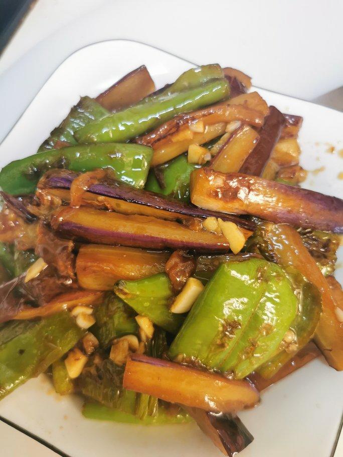 虎皮辣子烧茄子