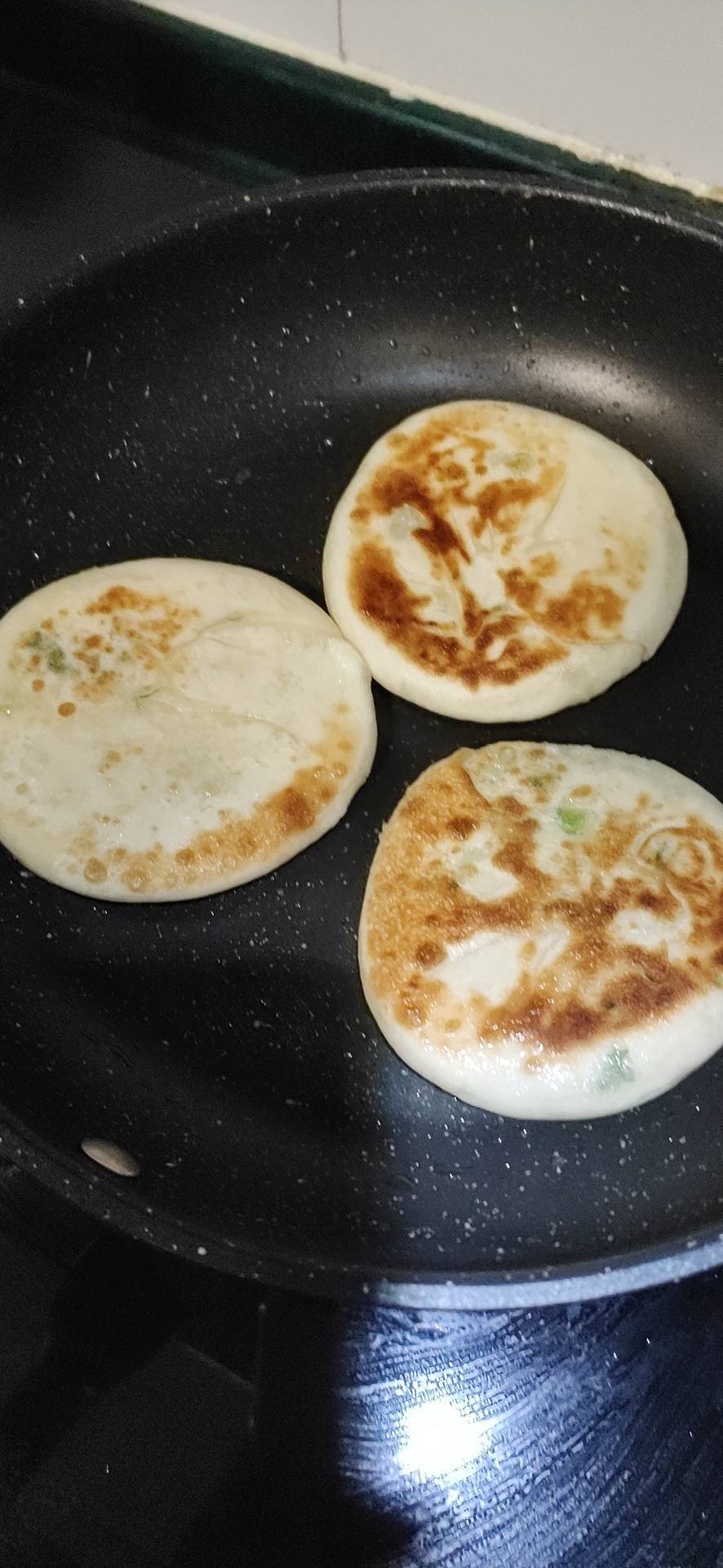 发面椒香葱花饼（超级宣软）