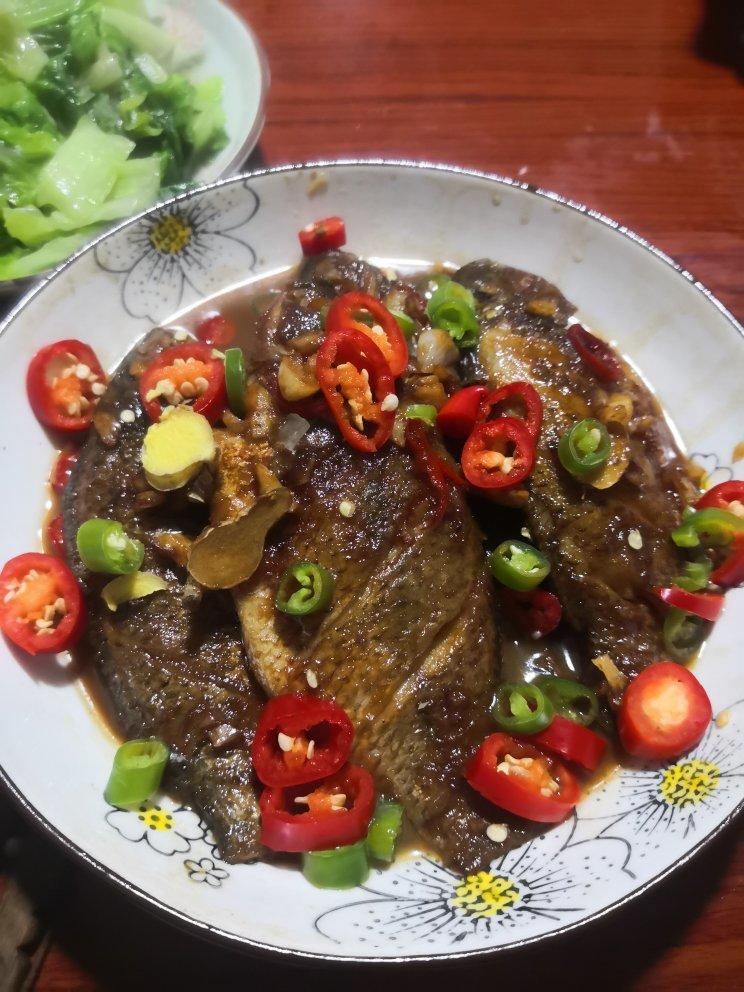 香煎鲫鱼（简单易做）