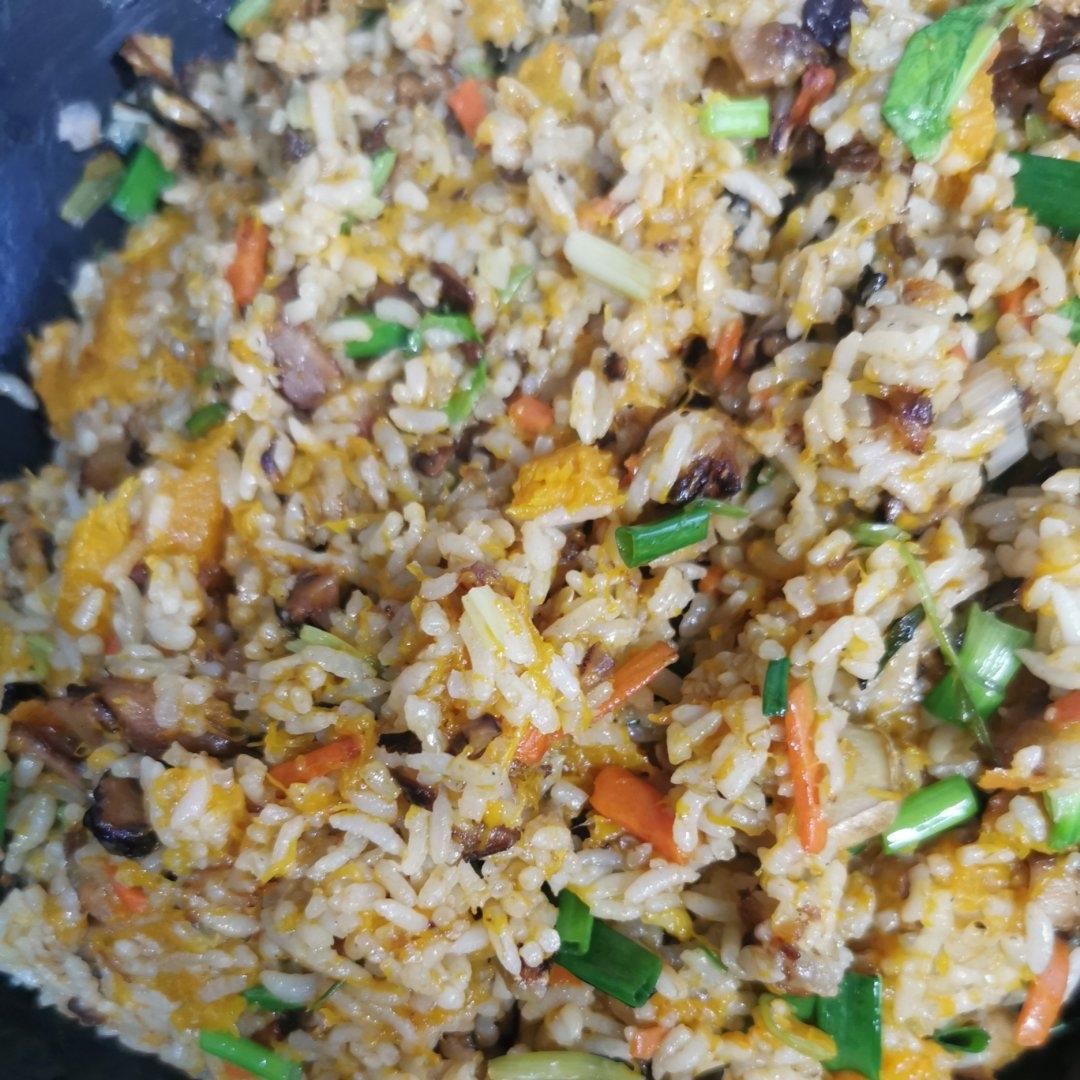 美味到不行的南瓜饭