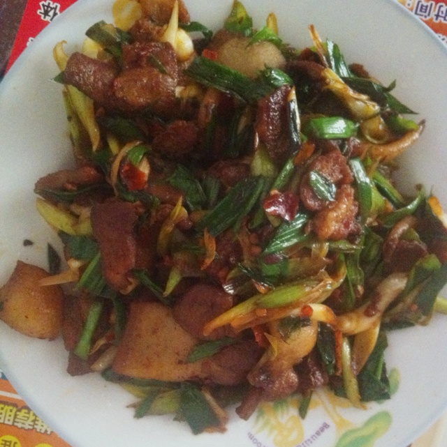 蒜苗回锅肉