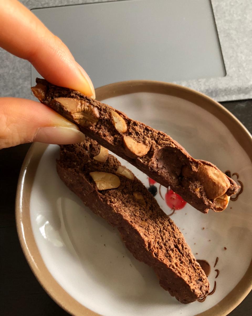 无油杏仁巧克力意式脆饼丨健康·零食（附7个意式脆饼成功要点）