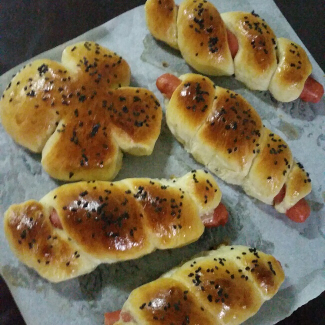 热狗面包卷