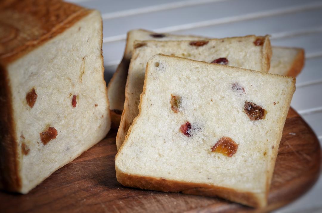 枫语09做的预祝冬安明石克彦老师的提子吐司