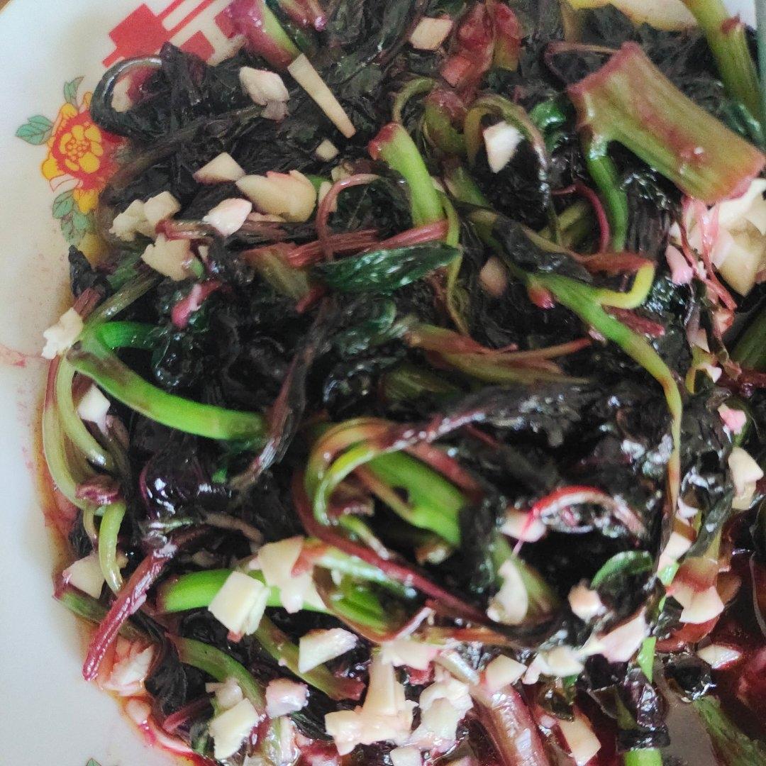 清炒红苋菜（简单菜也有窍门，一看就明白）