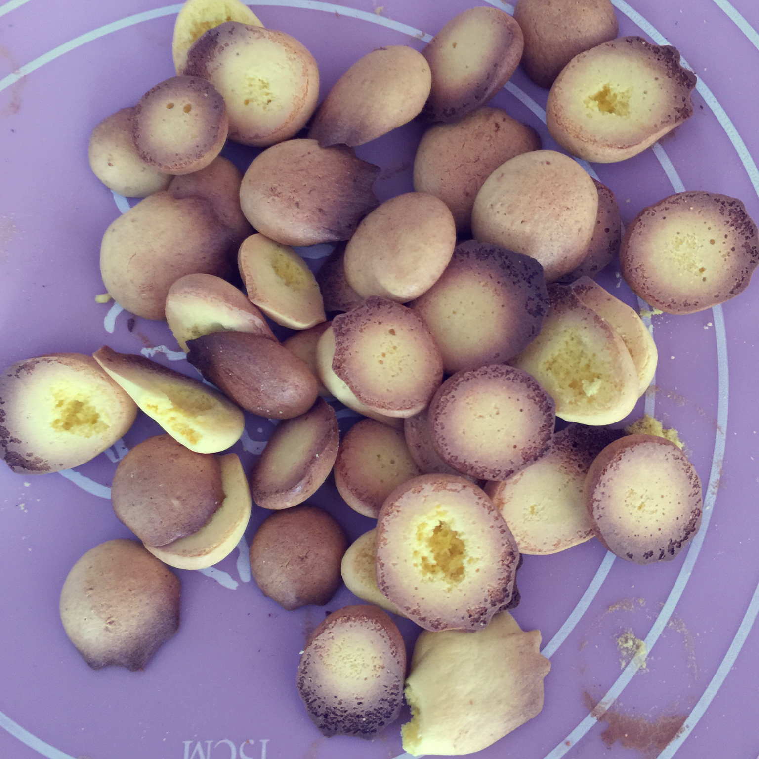 宝宝奶香蛋黄小溶豆