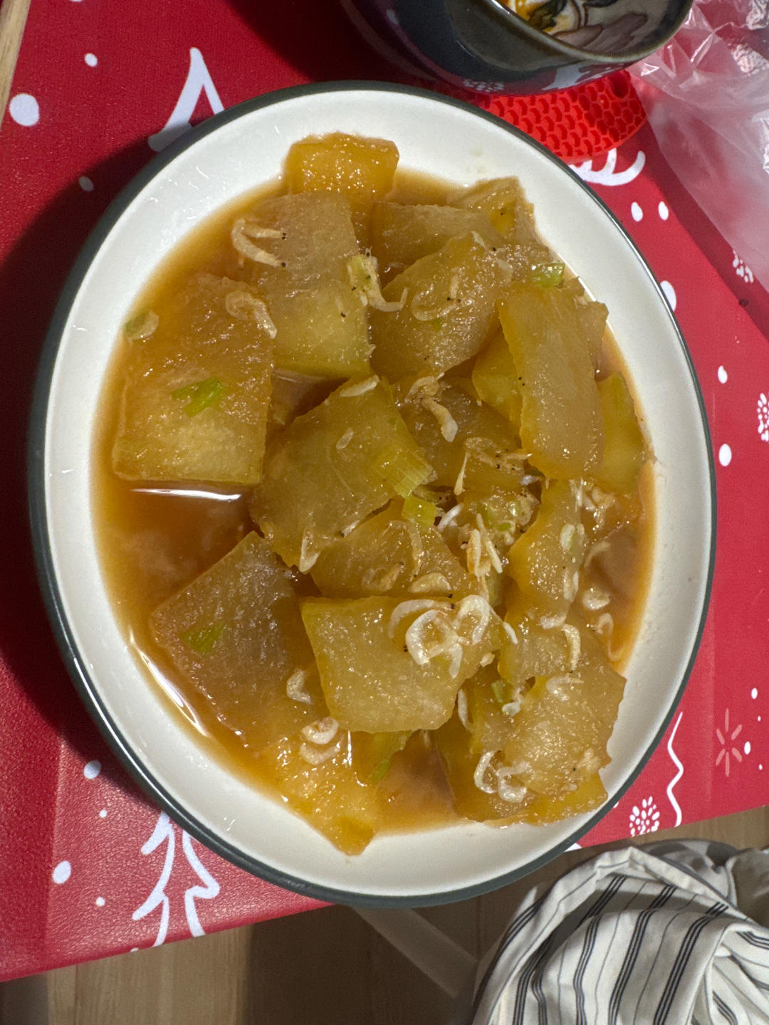 红烧冬瓜最完美做法，不加一滴水，瞬间秒杀红烧肉