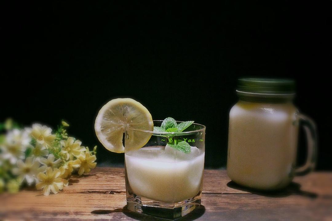 好喝到炸的柠檬养乐多 （图片详细教程）