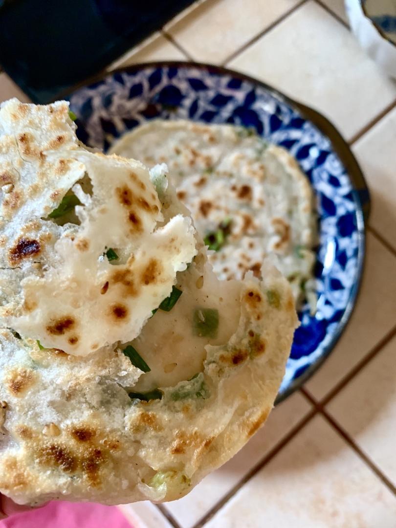 烫面葱油饼（家常简单版）
