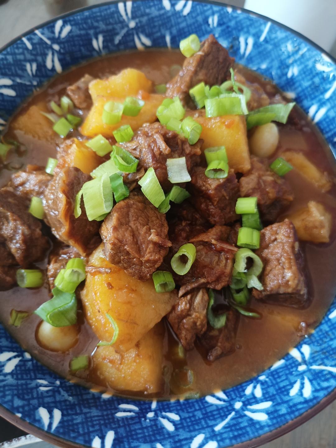 牛肉炖土豆