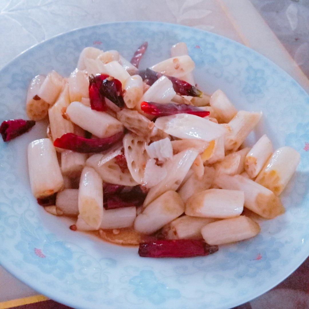 酸辣藕带