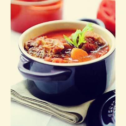 无异味的番茄牛尾汤的做法