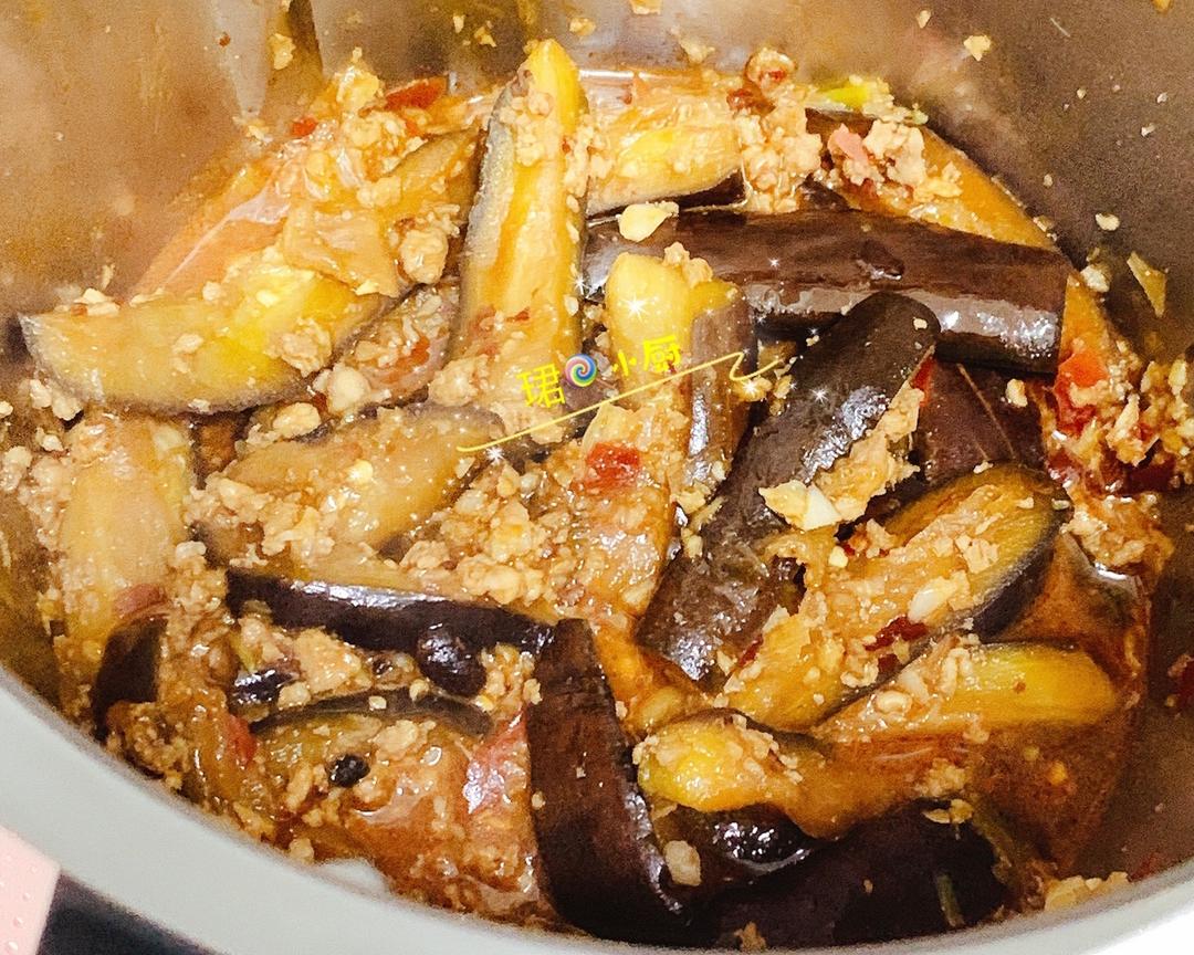 小美健康版鱼香茄子&饭
不用油炸无负担超快手的做法