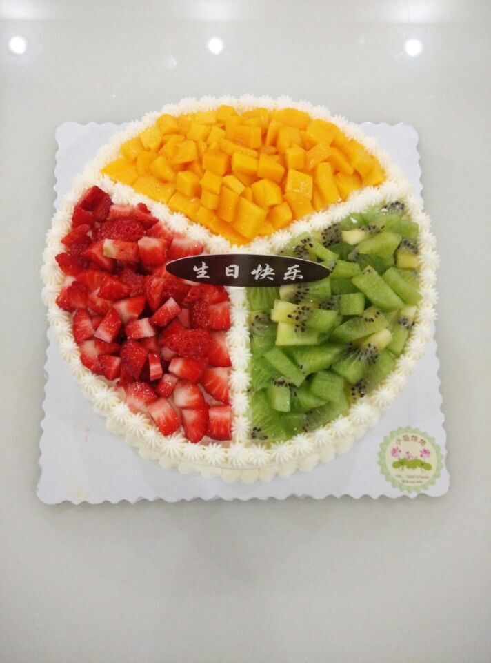 时下流行的鲜奶油戚风裸蛋糕