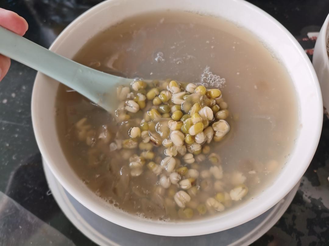 皂角米绿豆甜汤