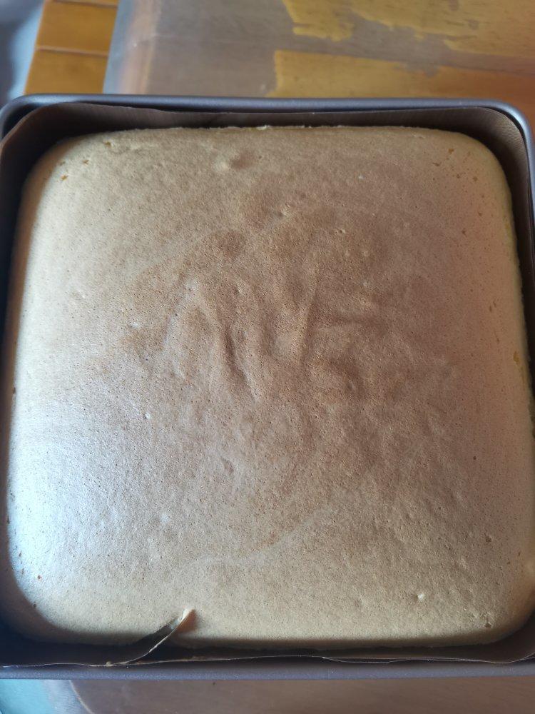 8寸金方盘古早味蛋糕