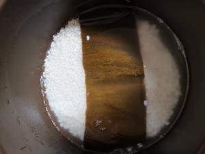超简单电饭锅日式鲷鱼炊饭（新潟風鯛めし）的做法 步骤1