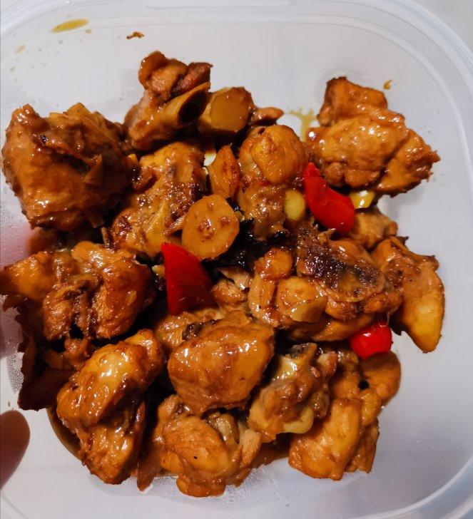简单又美味的红烧鸡翅根