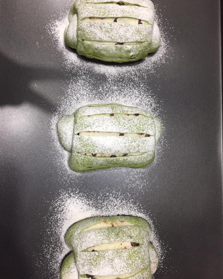 抹茶双色牛奶哈斯