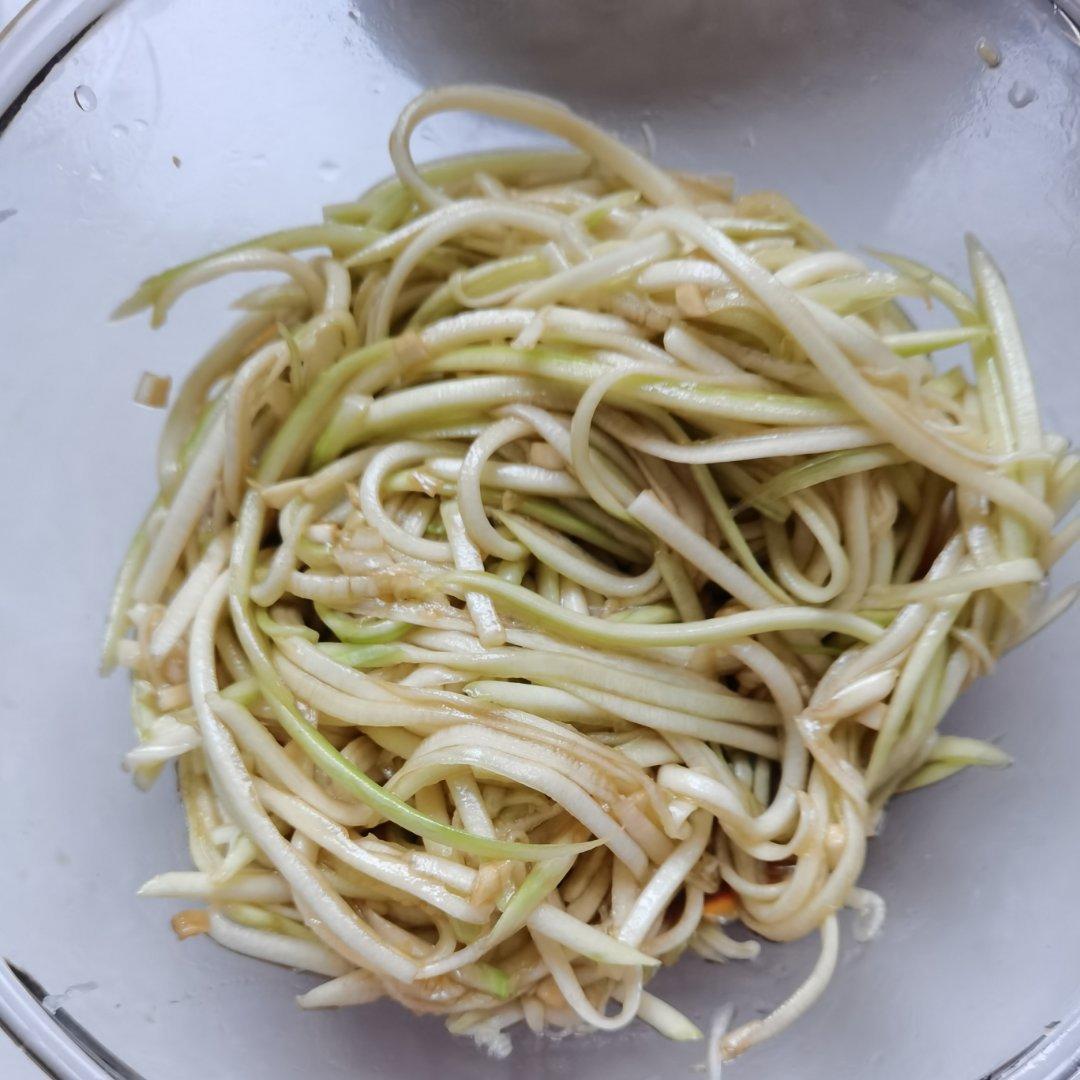 一定要试试的清新爽口凉拌西葫芦