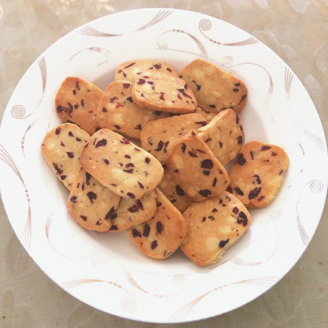 蔓越莓饼干的做法（烤箱做饼干）