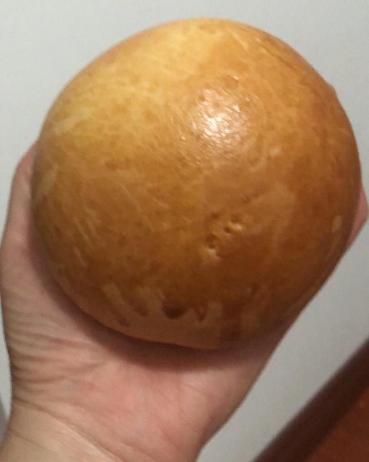 巨蛋面包
